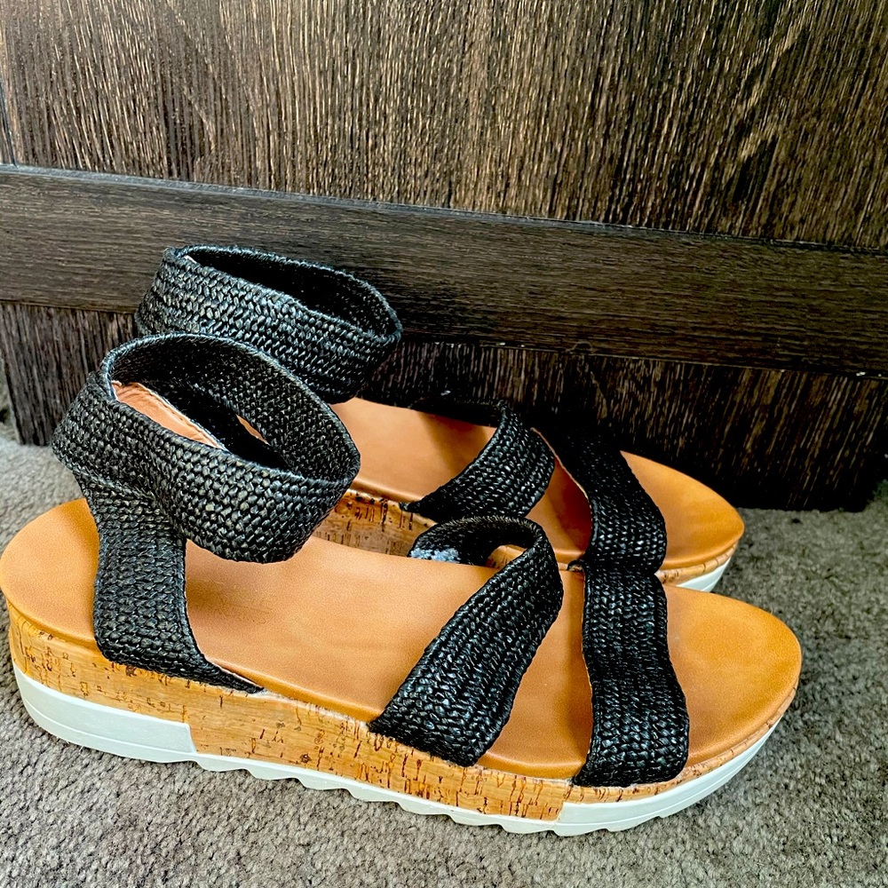 Platform strapped sandals!